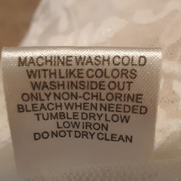 Made for me 2 look amazing sleeveless top - Picture 5 of 5